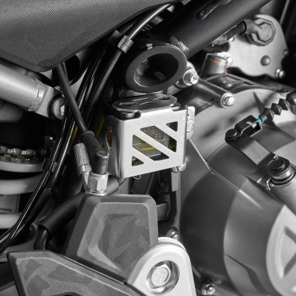 32880-6aqv-804300-6000-6aqv-804300-6000-rear-brake-reservoir-guard-with-vehicle.jpg