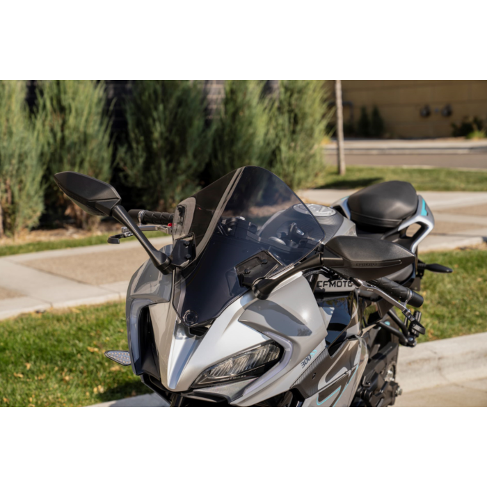 油彩『Kerberos』 Shallow Brown Windshield 300SS | CFMOTO Canada